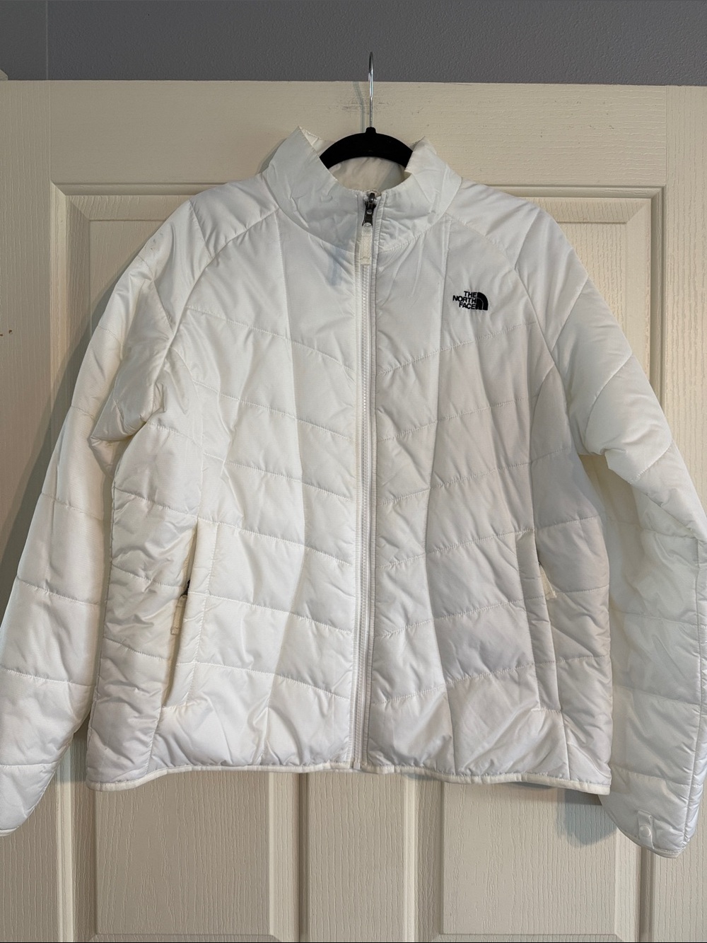 The North Face Women's White Quilted Insulated Puffer Jacket